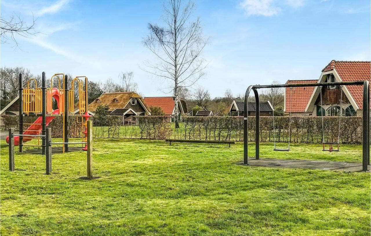 Amazing Home In Ijhorst With Kitchen Exterior foto